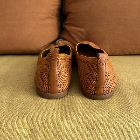 Everlane - ReKnit 40 Hour Flats, pointed toe, Toffee color, Size 9.5 - Picture 5 of 7